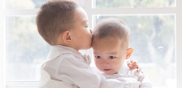 TODOS SOMOS HERMANOS TODOS SOMOS HERMANOS