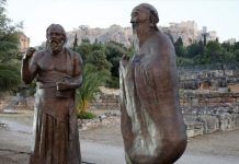 SÓCRATES Y CONFUCIO Sócrates y Confucio
