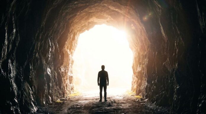 EXPERIENCIAS CERCANAS A LA MUERTE Y SUICIDIO Experiencias cercanas a la muerte y suicidio